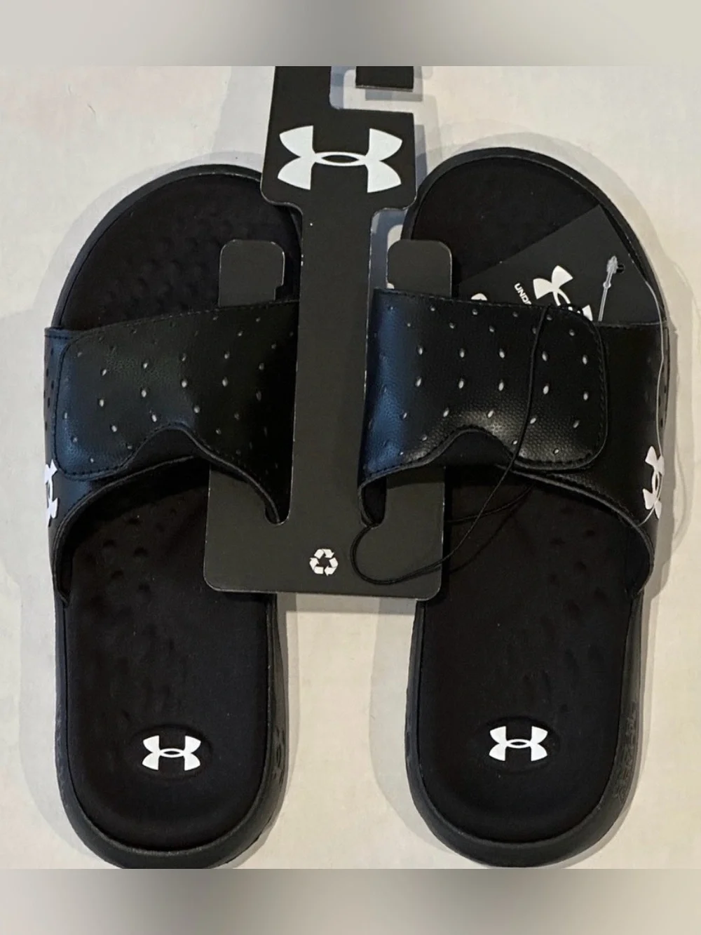 NEW Under Armour Black Unisex Ignite Casual Flip Flop Slides Sandal - Youth 5.5Y